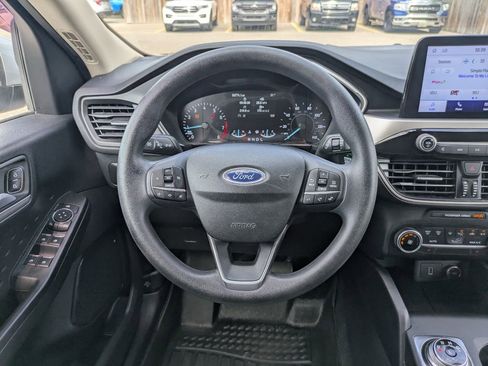 Used 2020 Ford Escape SE FWD image 16