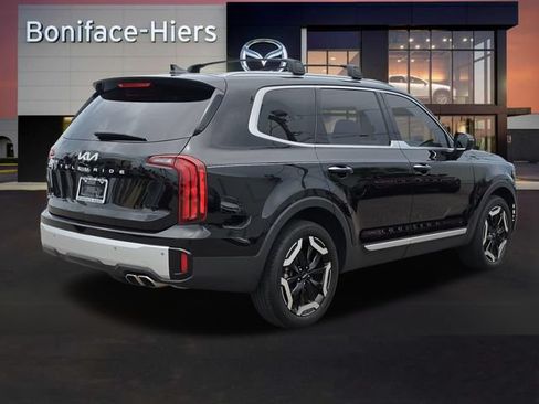 Used 2024 Kia Telluride S FWD image 4