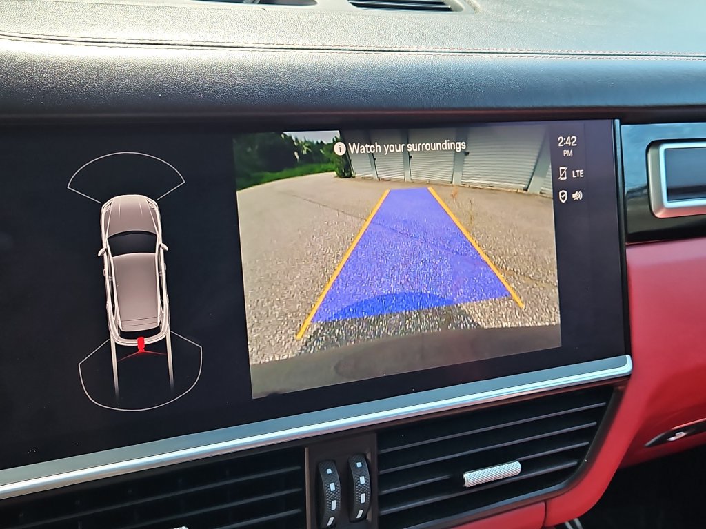 Certified 2023 Porsche Cayenne GTS AWD/4WD image 17