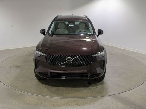 New 2026 Volvo XC90 B6 Ultra w/ Protection Package AWD/4WD image 2