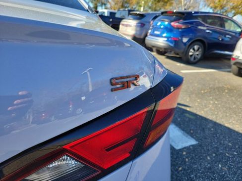 Used 2024 Nissan Altima 2.5 SR w/ SR Premium Package image 7