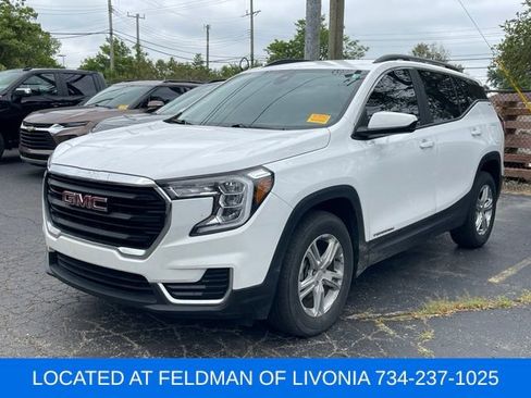 Certified 2023 GMC Terrain SLE w/ Driver Convenience Package AWD/4WD image 1
