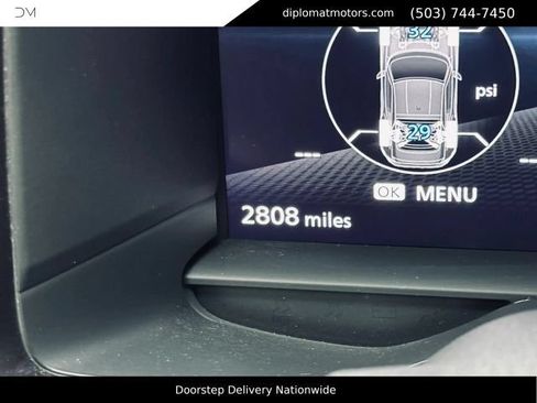Used 2024 Nissan Z Performance w/ Floor Mat Package RWD image 27
