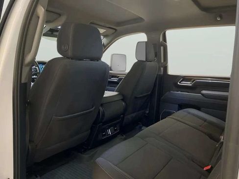 Used 2025 Chevrolet Silverado 2500 LT AWD/4WD image 18