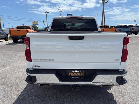 Used 2025 Chevrolet Silverado 1500 LT image 7