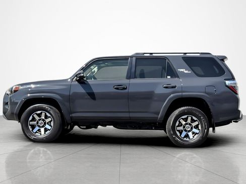 Certified 2024 Toyota 4Runner TRD Off-Road Premium w/ Off Road Premium Plus Package AWD/4WD image 2
