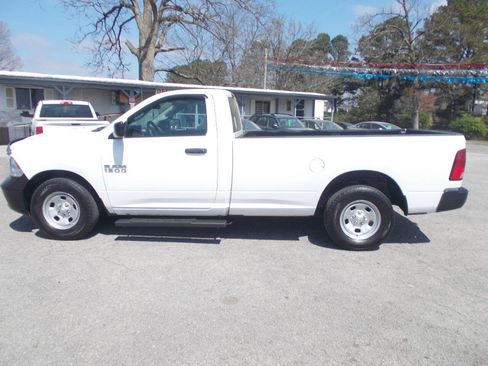 Used 2017 RAM 1500 Tradesman RWD image 18