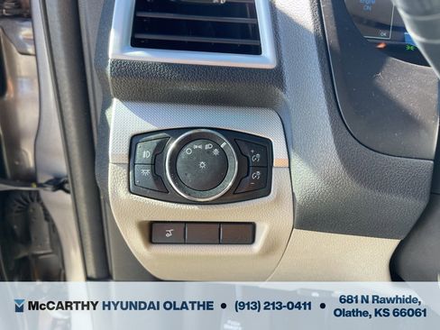 Used 2013 Ford Explorer XLT image 26