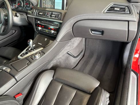 Used 2013 BMW M6 Coupe image 28