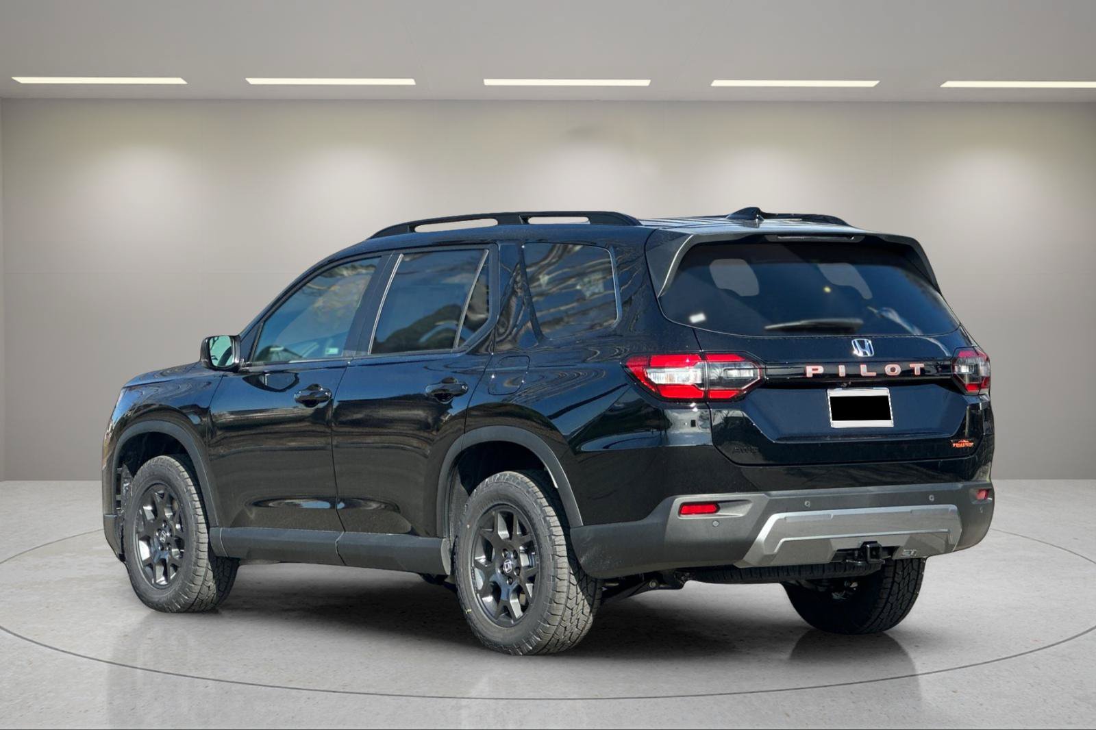 New 2026 Honda Pilot TrailSport image 5
