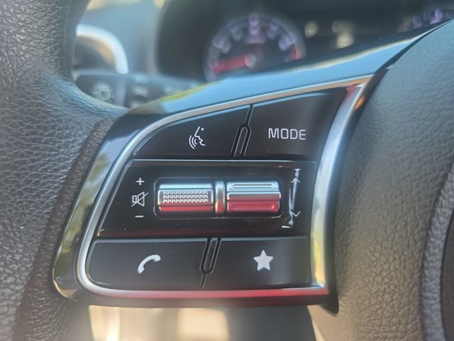 Used 2024 Kia Forte LXS w/ LXS Technology Package FWD image 16