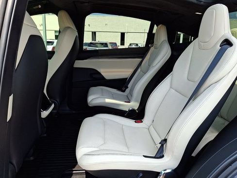 Used 2022 Tesla Model X Plaid AWD/4WD image 12