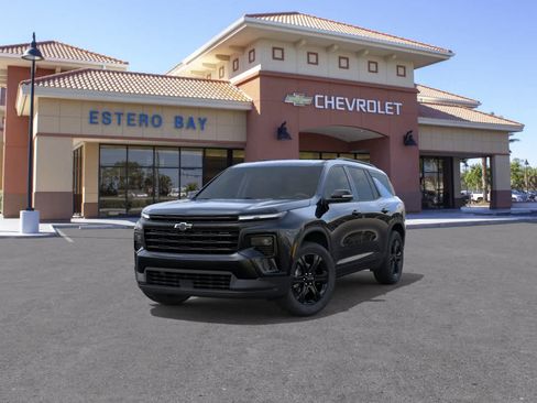New 2027 Chevrolet Traverse LT w/ Midnight/Sport Edition FWD image 8