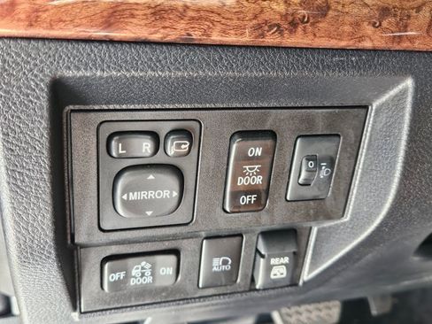 Used 2020 Toyota Tundra 1794 Edition image 6