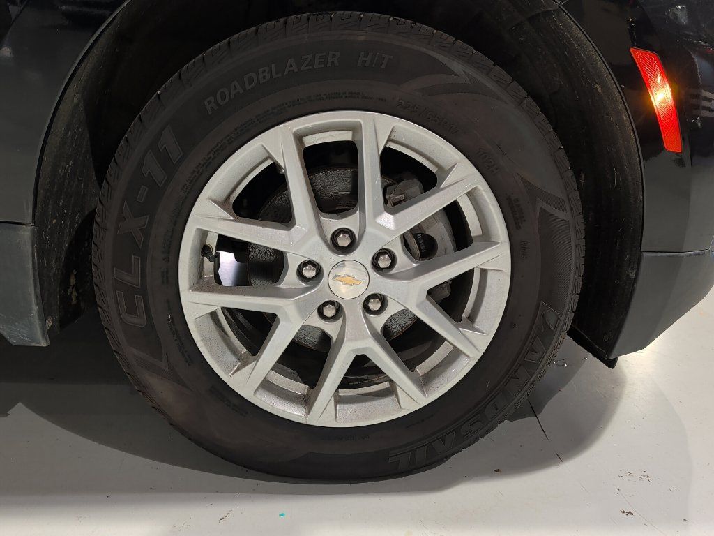 Used 2023 Chevrolet Equinox LS w/ LS Convenience Package FWD image 6