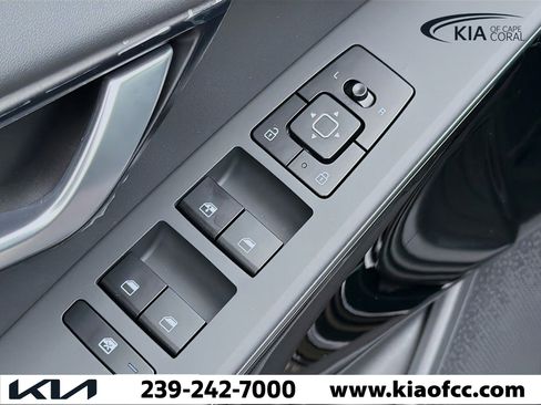 New 2026 Kia Niro Wind FWD image 21