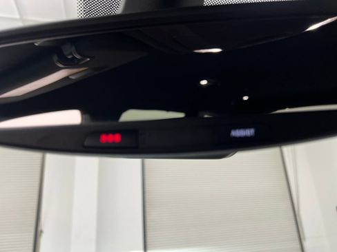 Used 2025 Chrysler Pacifica Select FWD image 78