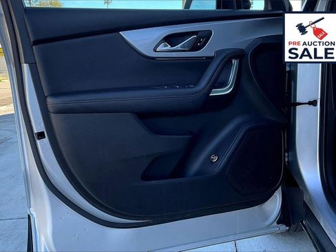 Used 2021 Chevrolet Blazer LT image 21