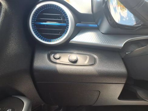 Used 2024 Chevrolet Trax LS w/ LS Convenience Package FWD image 13