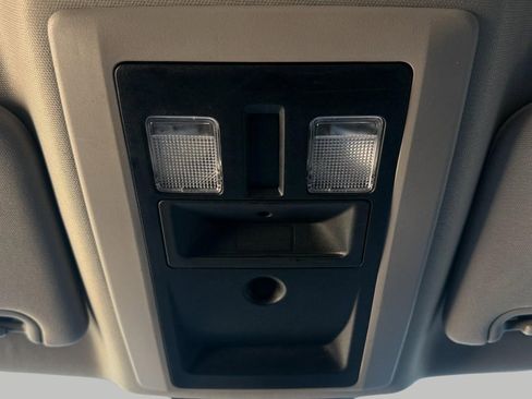 Used 2019 RAM 1500 Classic SLT image 38