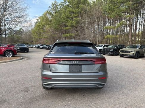 Used 2019 Audi Q8 Premium w/ Convenience Package image 4