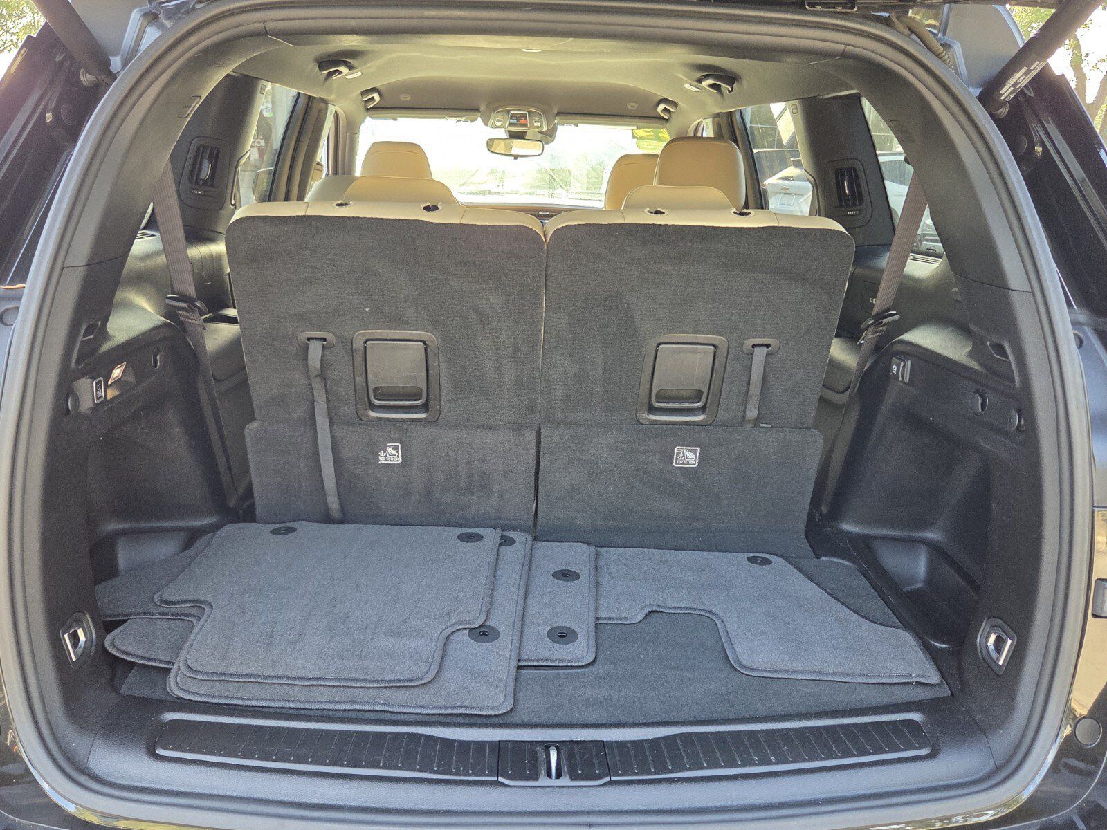 Used 2023 Jeep Grand Cherokee L Limited RWD image 17