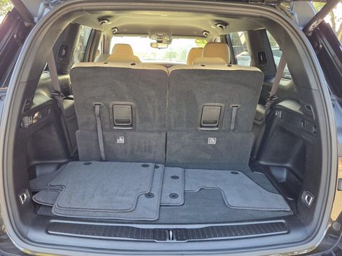 Used 2023 Jeep Grand Cherokee L Limited RWD image 17
