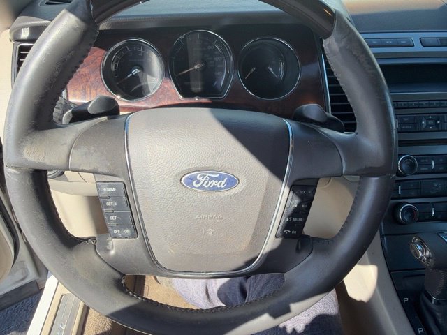 Used 2011 Ford Taurus Limited w/ 301A Rapid Spec Order Code FWD image 10