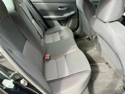 Used 2022 Nissan Sentra SV w/ Trunk Package FWD image 15