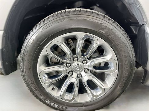 Used 2023 RAM 1500 Laramie AWD/4WD image 38