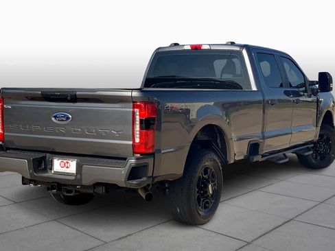 Used 2023 Ford F250 XL w/ STX Appearance Package AWD/4WD image 13
