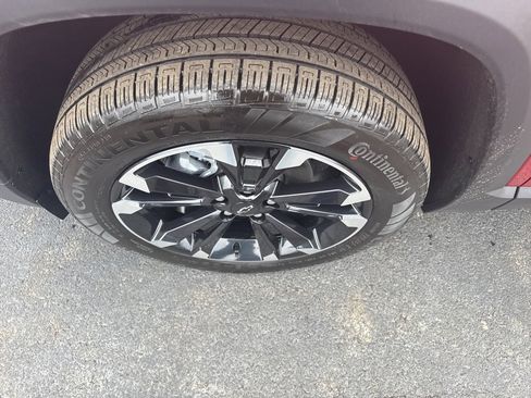 New 2026 Chevrolet Equinox RS image 9