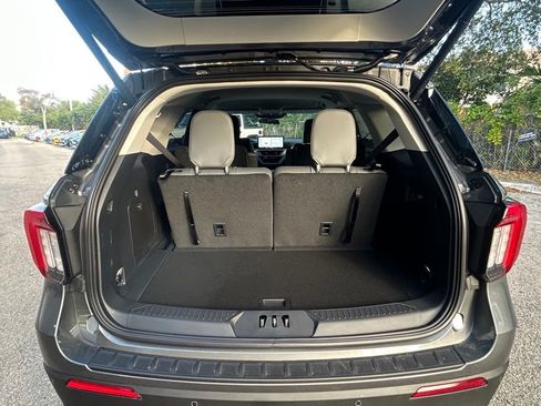 New 2026 Ford Explorer Active w/ Active Comfort Package RWD image 27