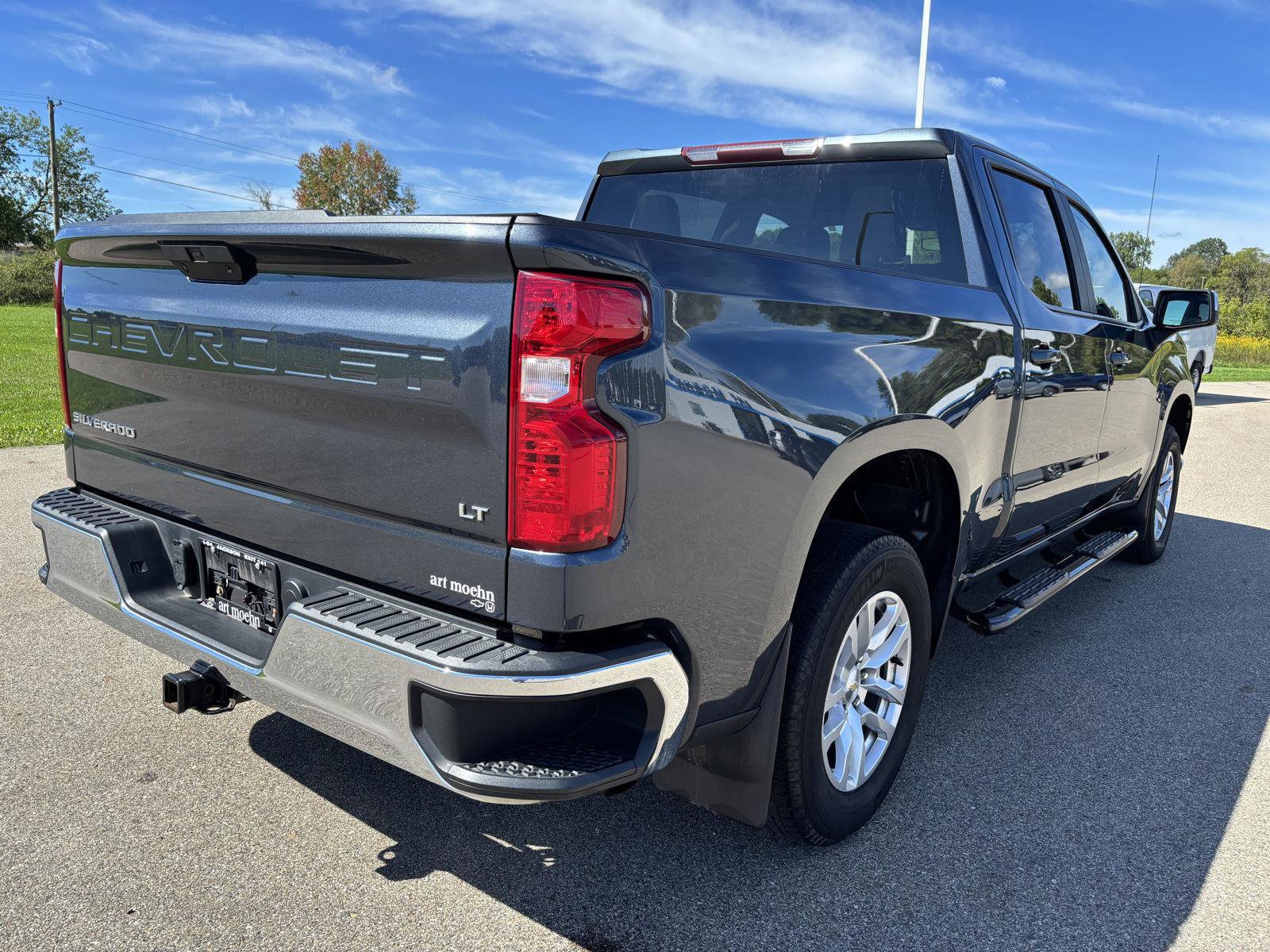 Used 2021 Chevrolet Silverado 1500 LT AWD/4WD image 5