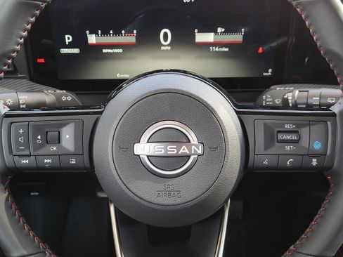 New 2026 Nissan Kicks SR FWD image 24