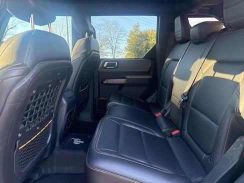 Certified 2022 Ford Bronco Badlands image 24