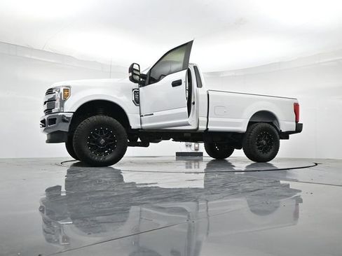 Used 2019 Ford F250 XL w/ Power Equipment Group image 48