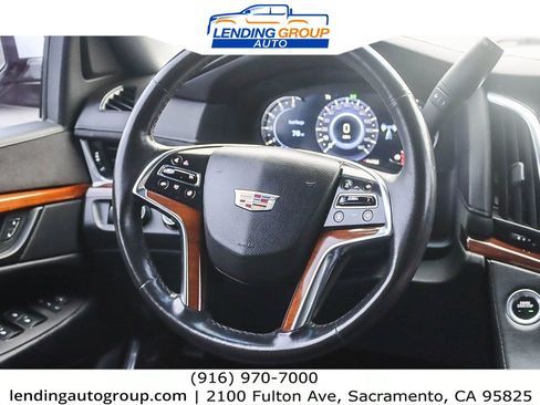 Used 2016 Cadillac Escalade ESV 4WD image 14