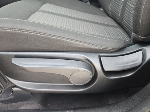 Certified 2024 Kia Sorento LX FWD image 15