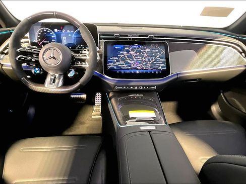 New 2026 Mercedes-Benz E 53 AMG e 4MATIC Sedan image 7