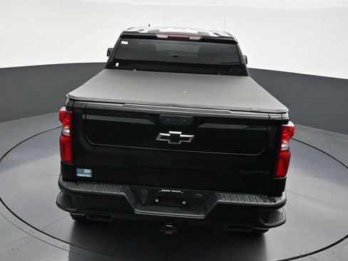 Used 2021 Chevrolet Silverado 1500 Custom Trail Boss w/ Midnight Edition image 18