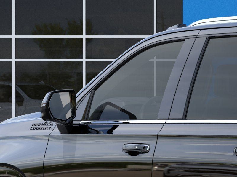 New 2026 Chevrolet Suburban High Country AWD/4WD image 12