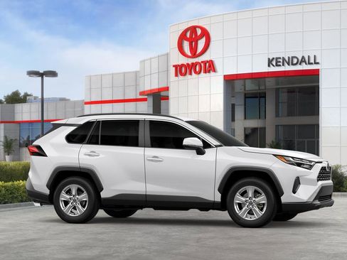 New 2025 Toyota RAV4 XLE image 13