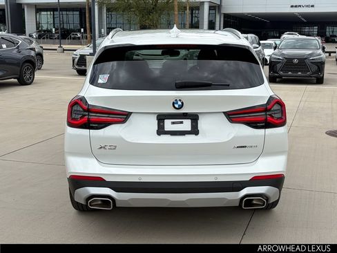 Used 2024 BMW X3 xDrive30i w/ Premium Package w/ZPA AWD/4WD image 5