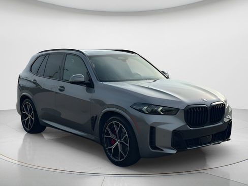 New 2026 BMW X5 xDrive50e w/ Executive Package AWD/4WD image 3