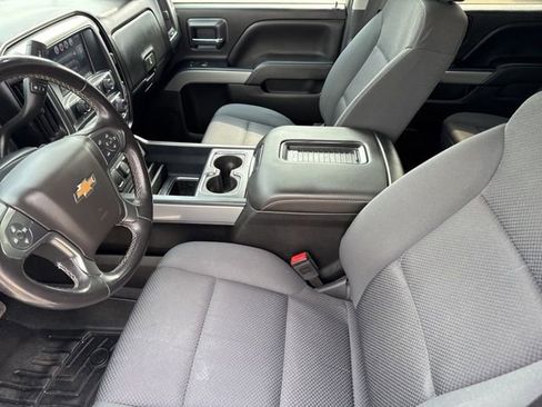 Used 2018 Chevrolet Silverado 1500 LT w/ All Star Edition image 31