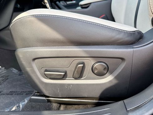 Certified 2026 MAZDA CX-50 AWD 2.5 S w/ Weather Package image 12