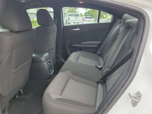 Used 2022 Dodge Charger SXT image 13