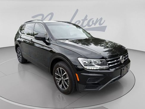 Used 2019 Volkswagen Tiguan S FWD image 3