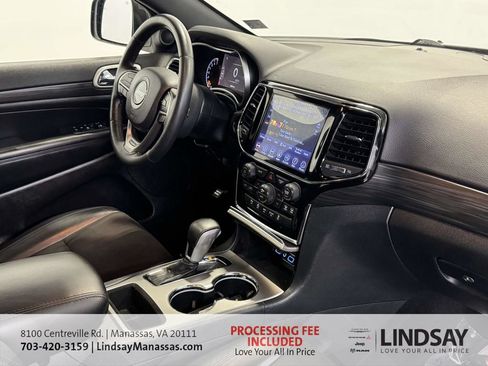 Used 2019 Jeep Grand Cherokee Altitude AWD/4WD image 12